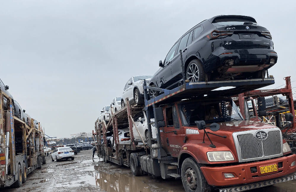 上海可以把车托运到新疆吗